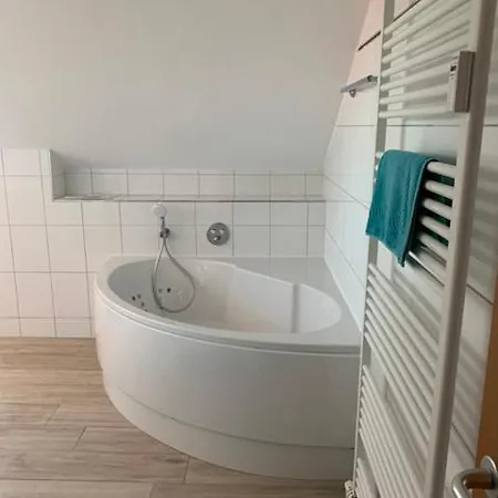 Inselblume 33 - Im Turm Der Strandburg * Burgtiefe auf Fehmarn